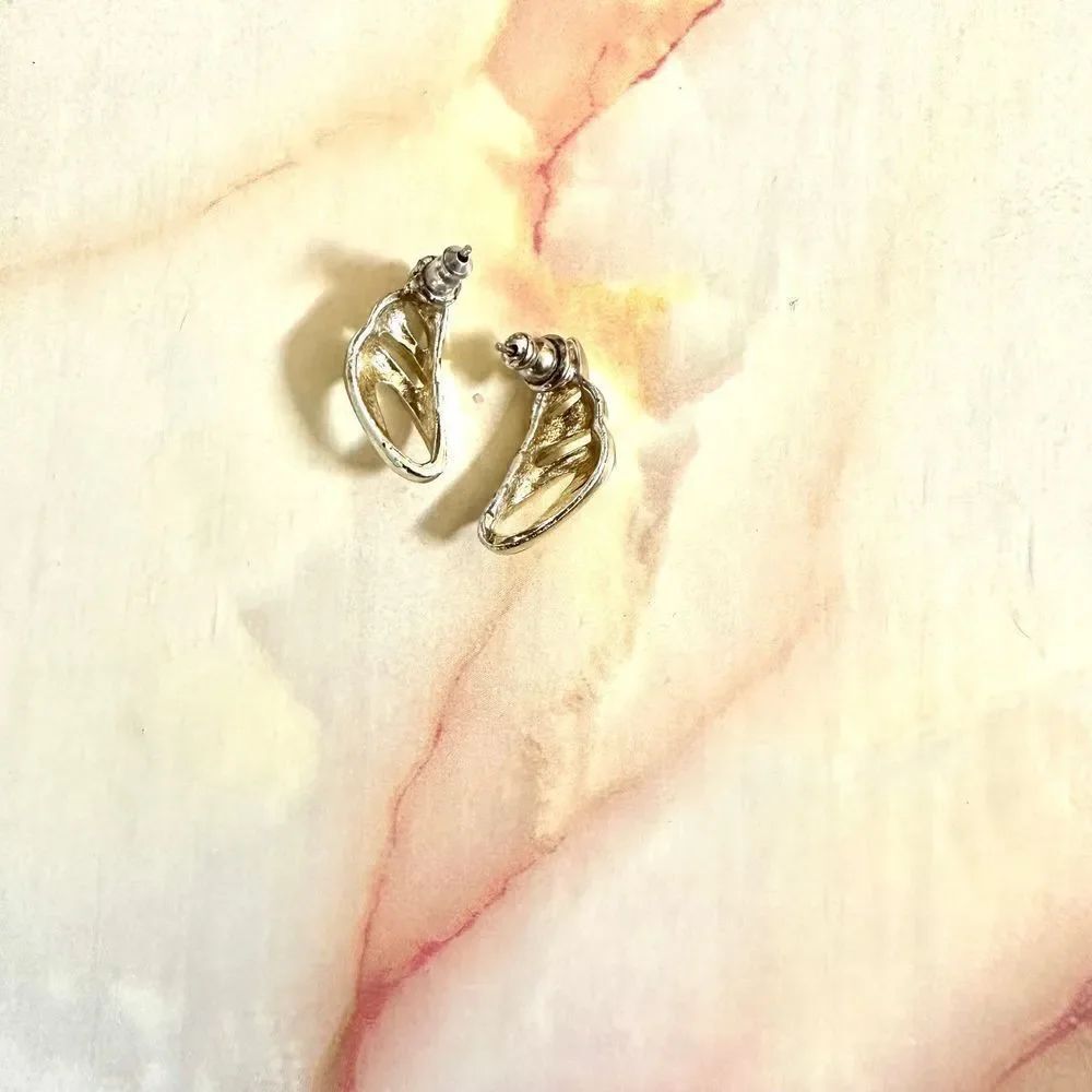 Silver tone post earrings - Picture 3 of 7